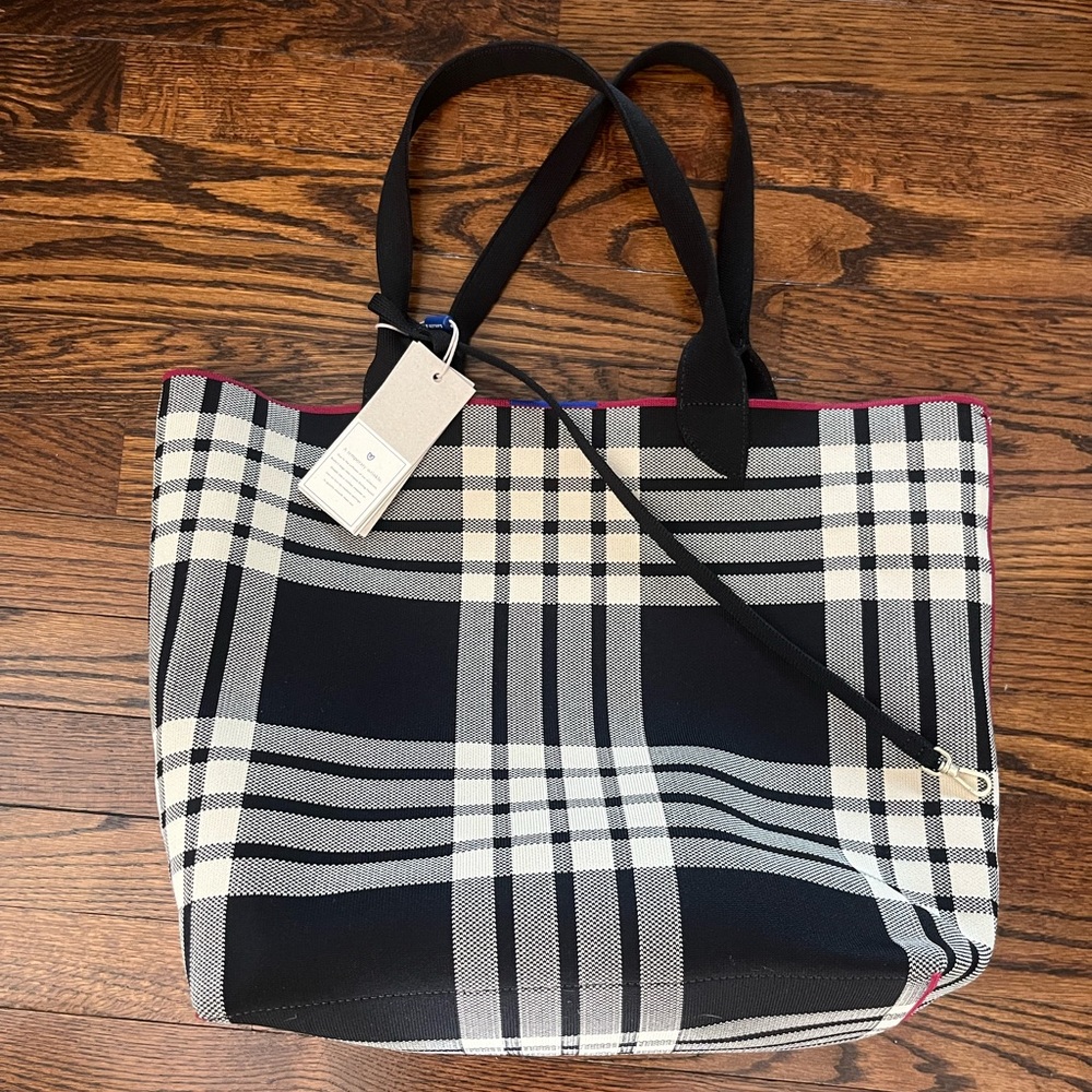 Rothy’s Reversible Lightweight Tote Blackberry Plaid- NWT